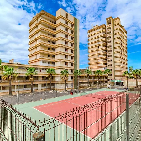 Ocean Breeze Retreat 아파트